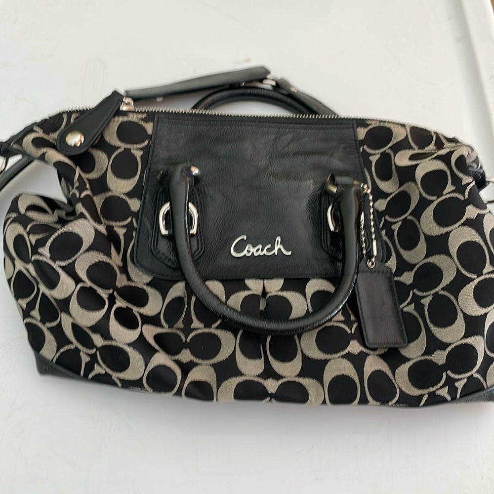 Coach handbag good condition